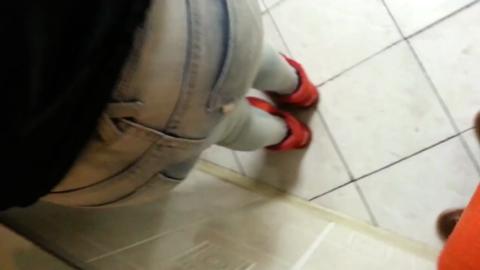 4565